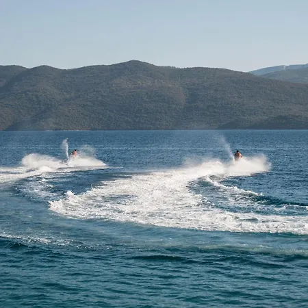 Daire Angenehme In Mit Privatem Parkplatz By Interhome