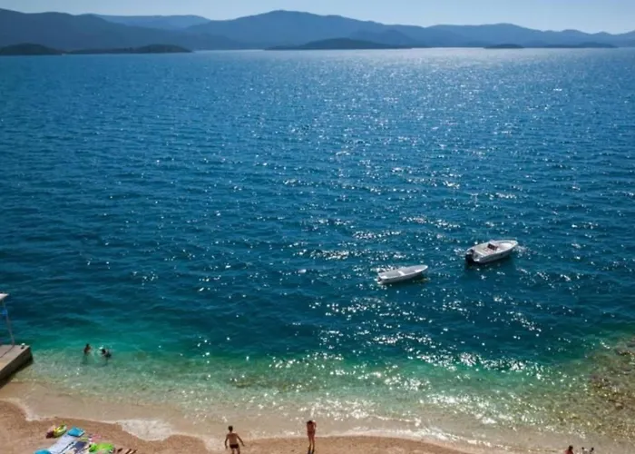 아파트 Angenehme In Mit Privatem Parkplatz By Interhome