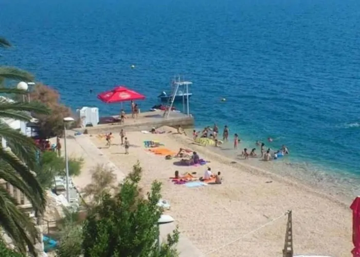 아파트 Angenehme In Mit Privatem Parkplatz By Interhome *